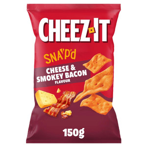 Cheez-It Cheese and Smokey Bacon Thin and Crispy Baked Snacks, 150g, front of pack, available at crisps.biz