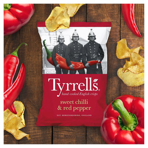 Tyrrells Sweet Chilli and Red Pepper Crisps, 150g, pack shot 3, available at crisps.biz