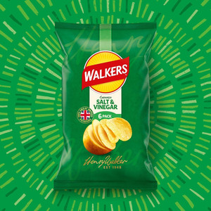 Walkers Salt and Vinegar Crisps, 6 x 25g, pack shot 3, available at crisps.biz